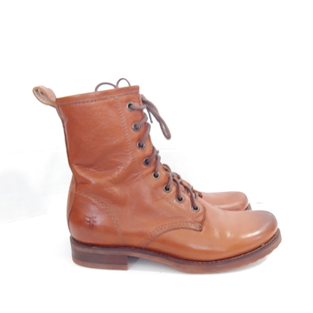 Frye Veronica combat  boots